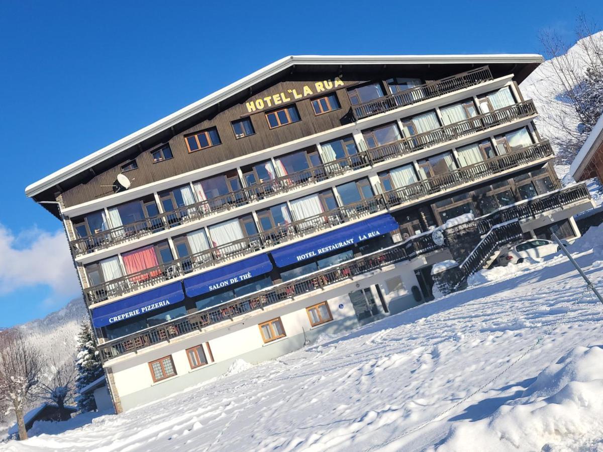Hotel La Rua Albiez-Montrond Exteriér fotografie